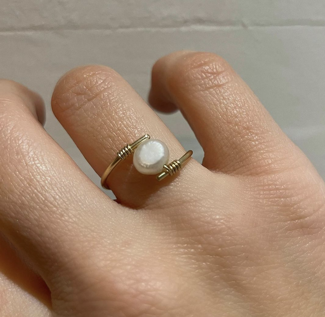 Rosa Gold Pearl Ring